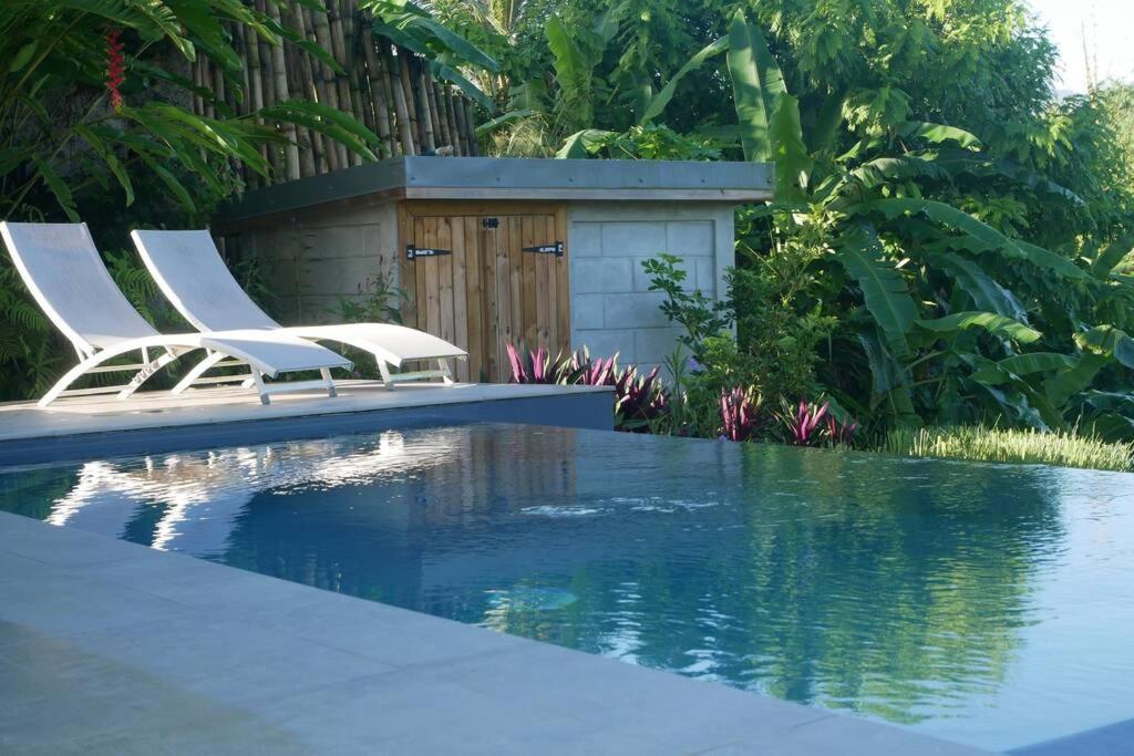 Villa Kumquat Avec Piscine Et Vue Sur Les Montagnes Пети-Бур Экстерьер фото